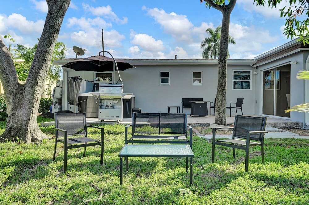 Фото Waterfront Newly Renovated 4 Br Home