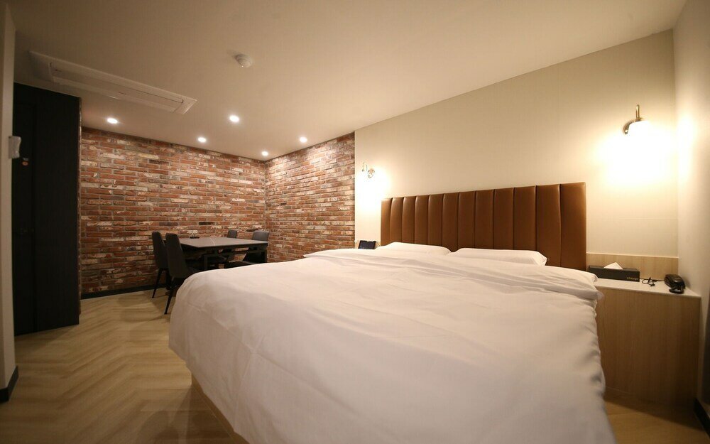 Фото Uiwang Hotel 25