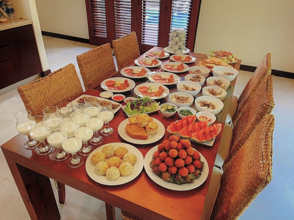 Фото Luxury Danang Beach Pool Villa