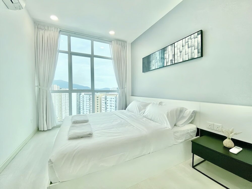 Фото Straits Garden Suites Georgetown