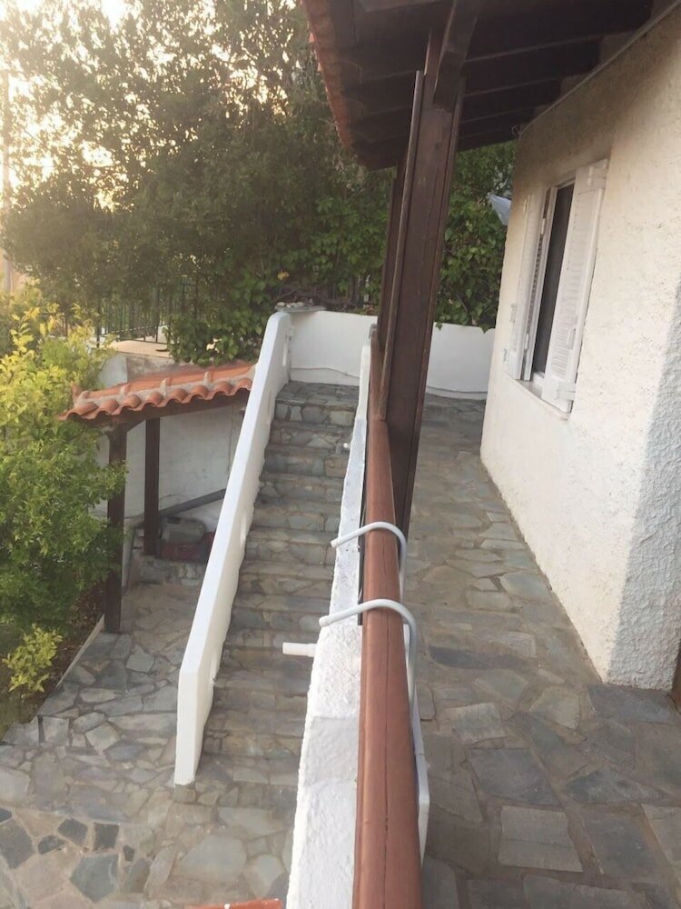 Фото Glamorous apartment with sea view