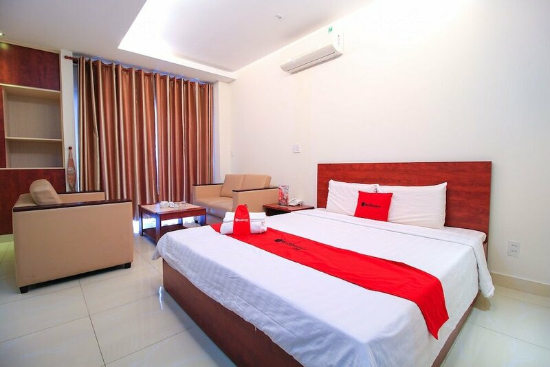 Гостиница RedDoorz Plus @ Tran Phu в Вунгтау