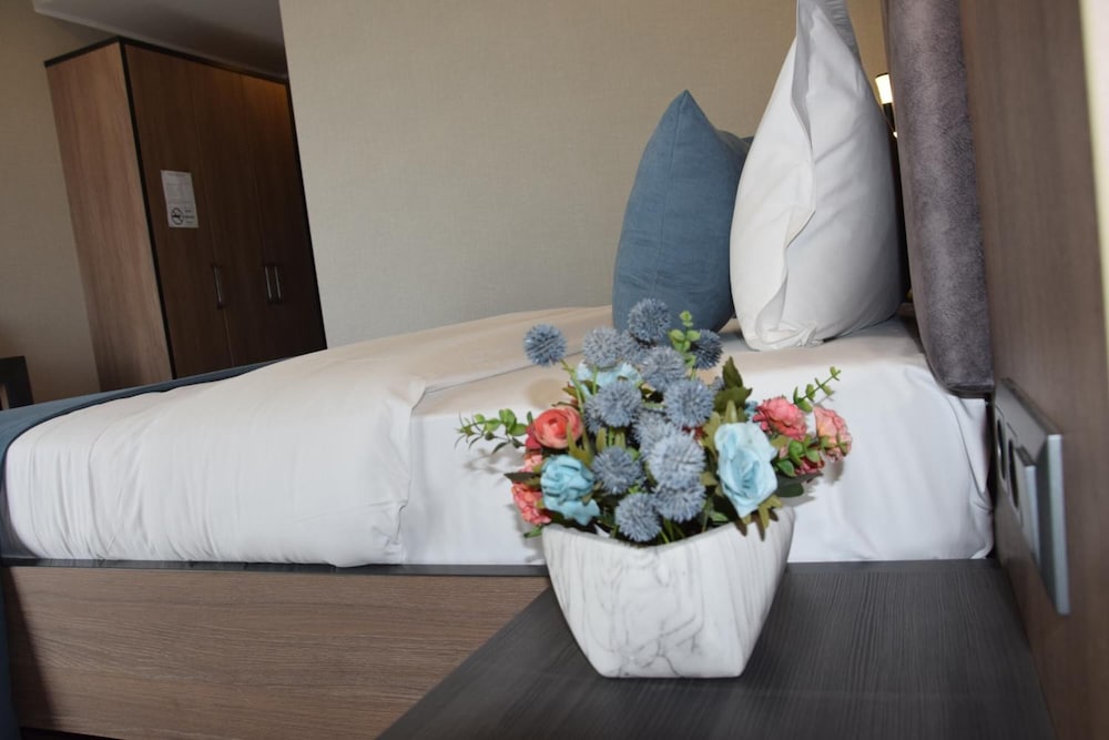 Фото Sara Boutique Hotel