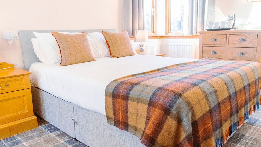 Фото West End Hotel