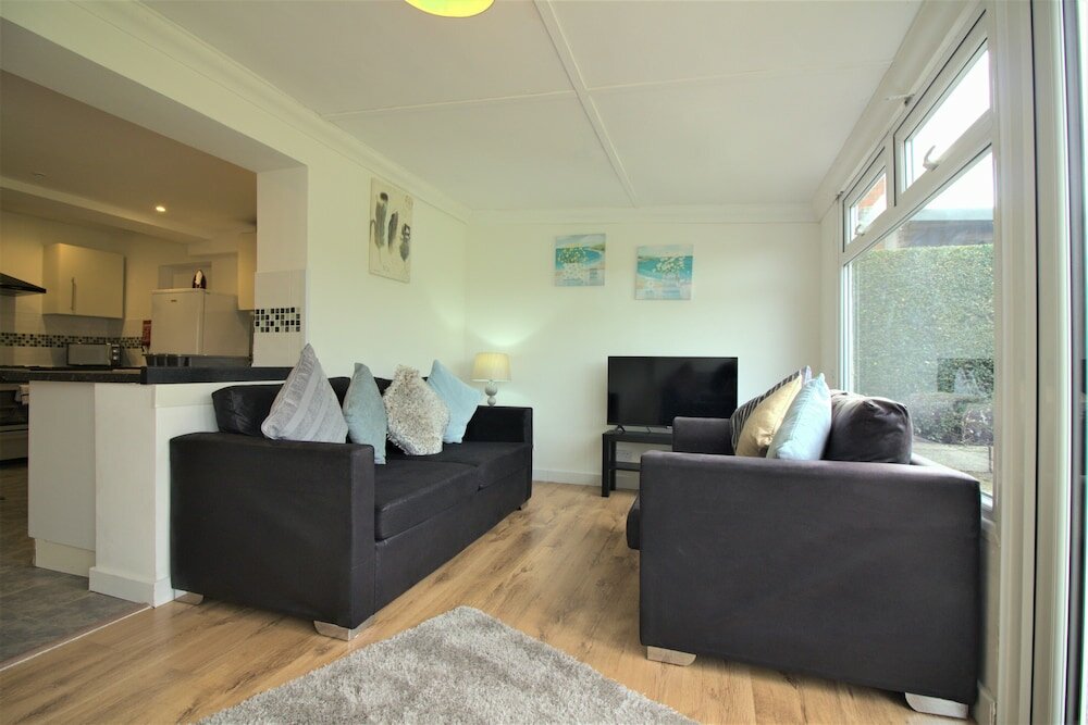 Фото Westlands Lodge