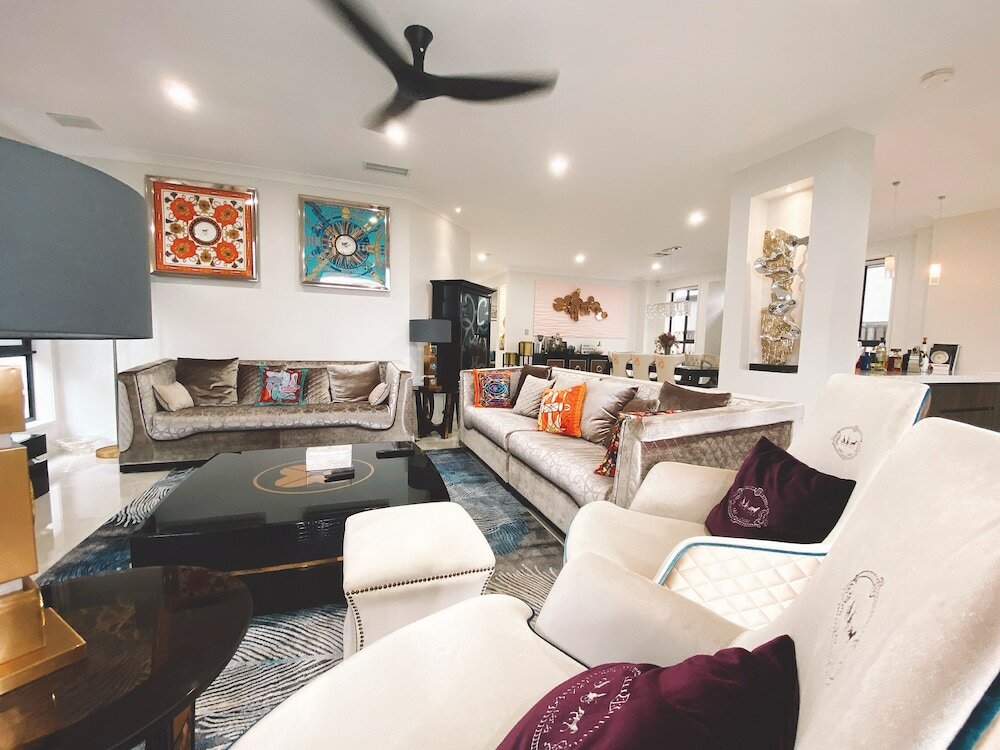 Фото Luxury House Collection Four Beds