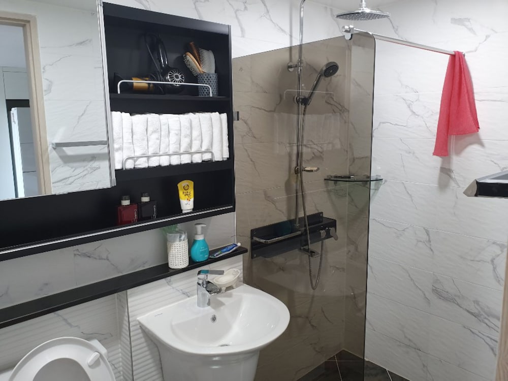 Фото Vallas House 1301