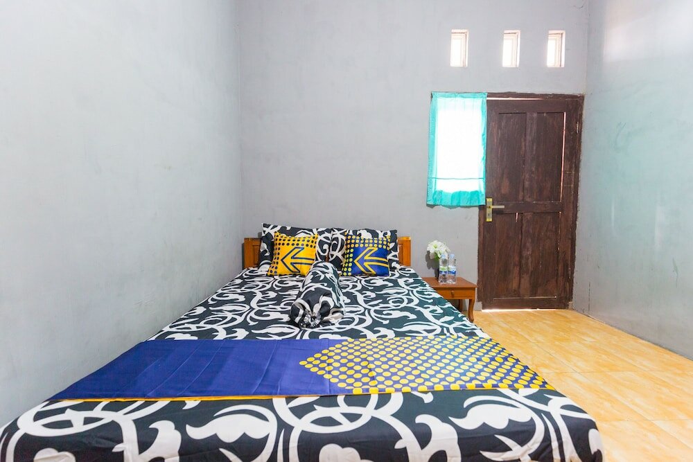 Фото Spot On 1746 Putri Kuning Residence - Campus Accommodation