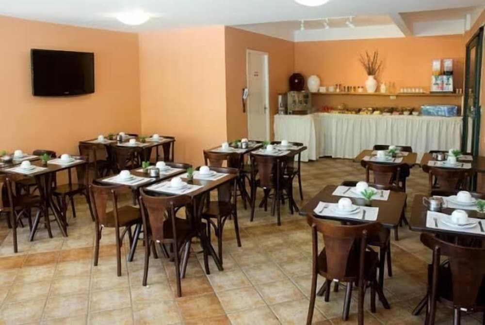 Фото Vicz Palace Hotel