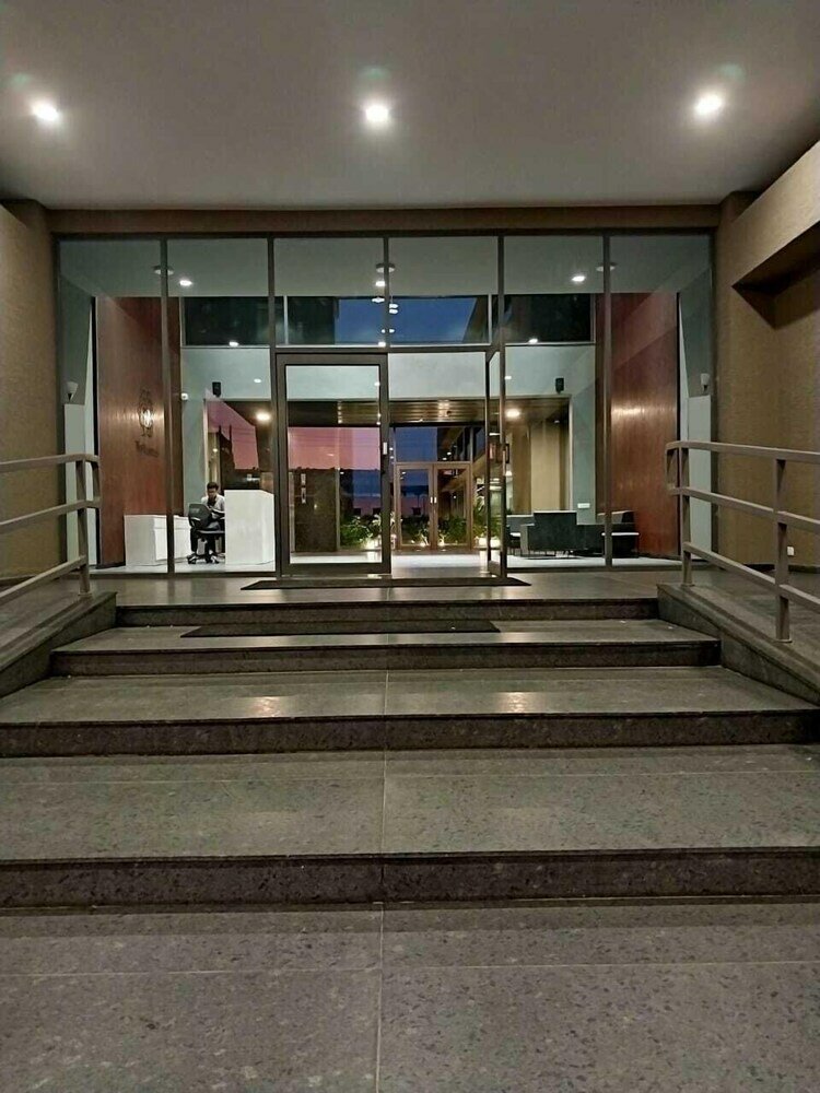 Фото The Camellia by Yuhi