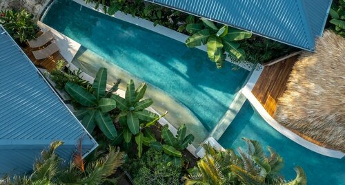 Гостиница Blue Mist Hotel & Beach Club