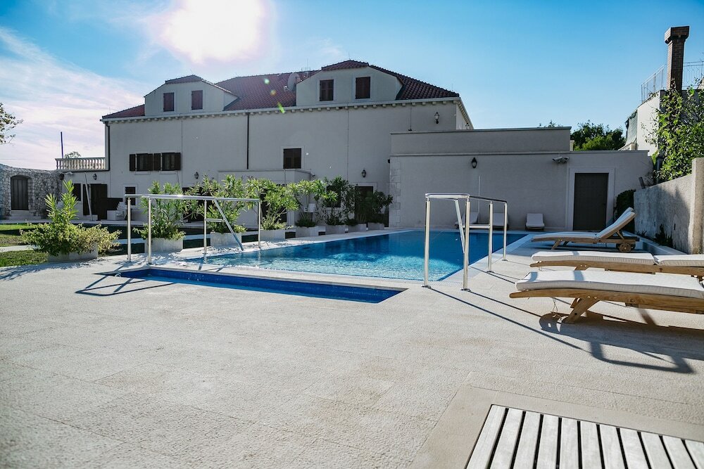 Фото Vila Riva Apartments