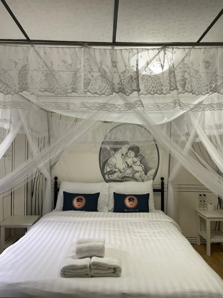 Фото RoomQuest Rim Tha Phae