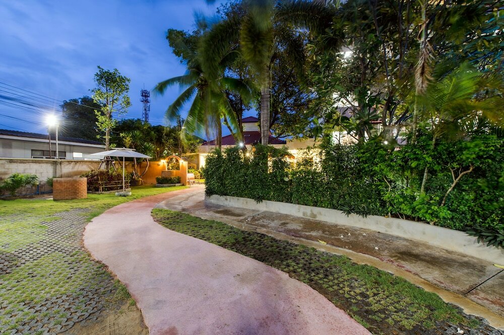 Фото Prinz Garden Villa