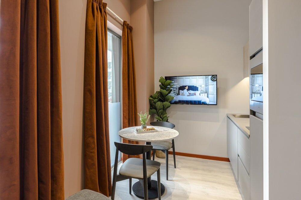 Фото Your Apartment Milton Keynes