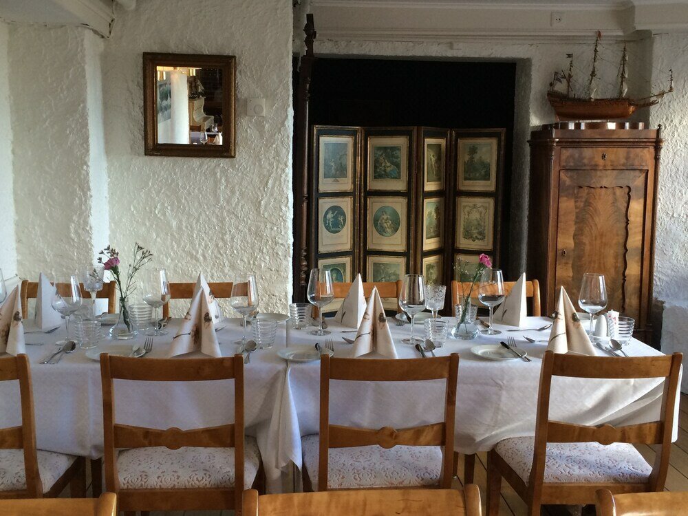 Фото Risør Hotel