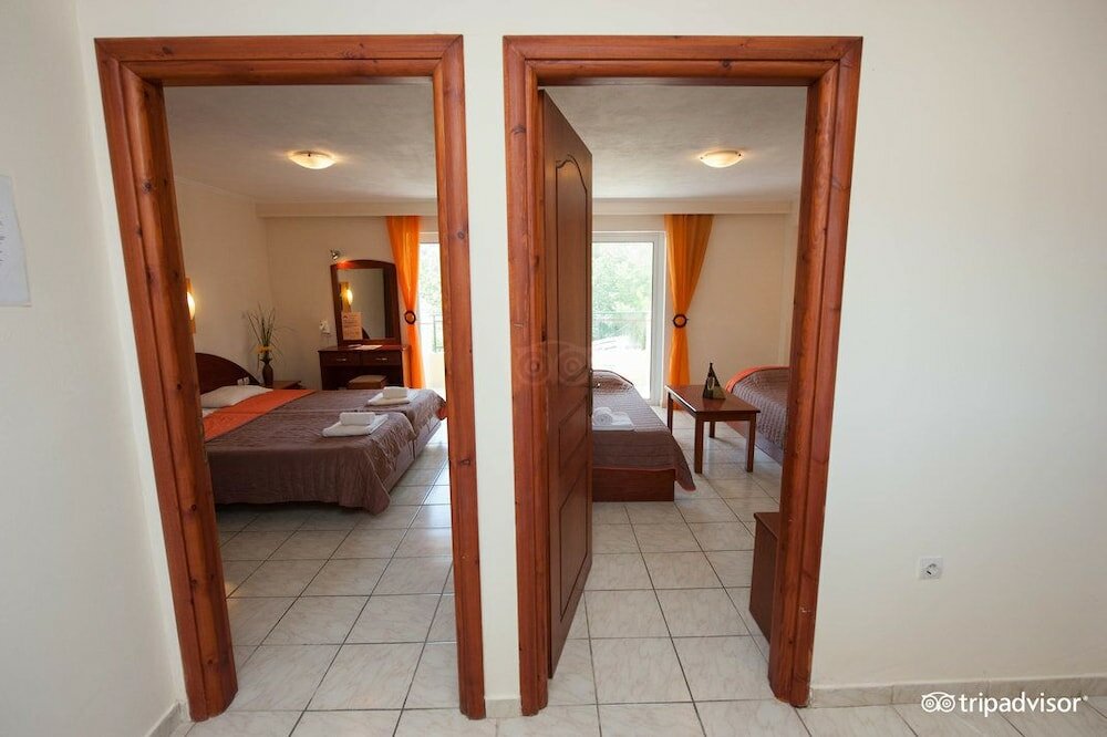 Фото Damia Hotel