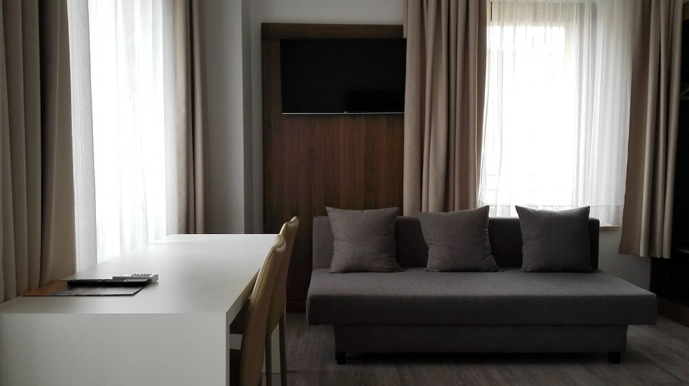 Фото Albergo Delle Alpi