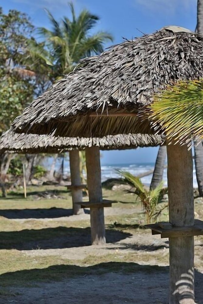 Фото The Beachcomber at Las Canas