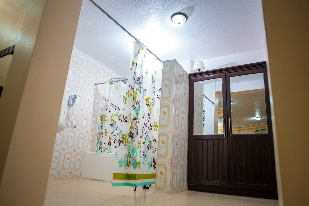 Фото La Pépinière Hôtel