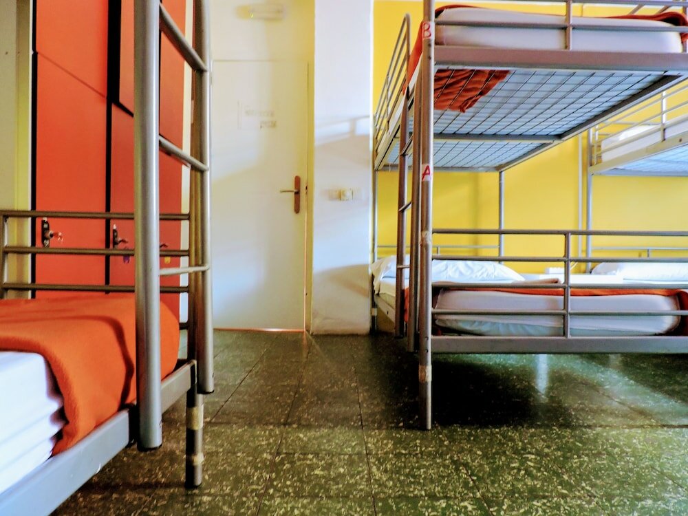 Фото Hôme Backpackers Hostel Valencia