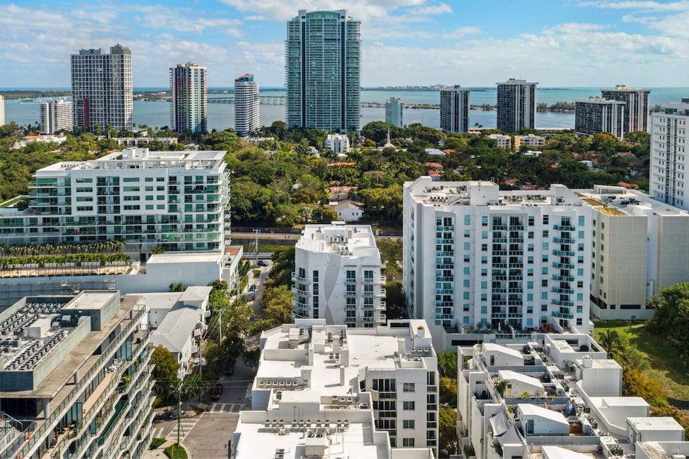 Фото Roami at Habitat Brickell