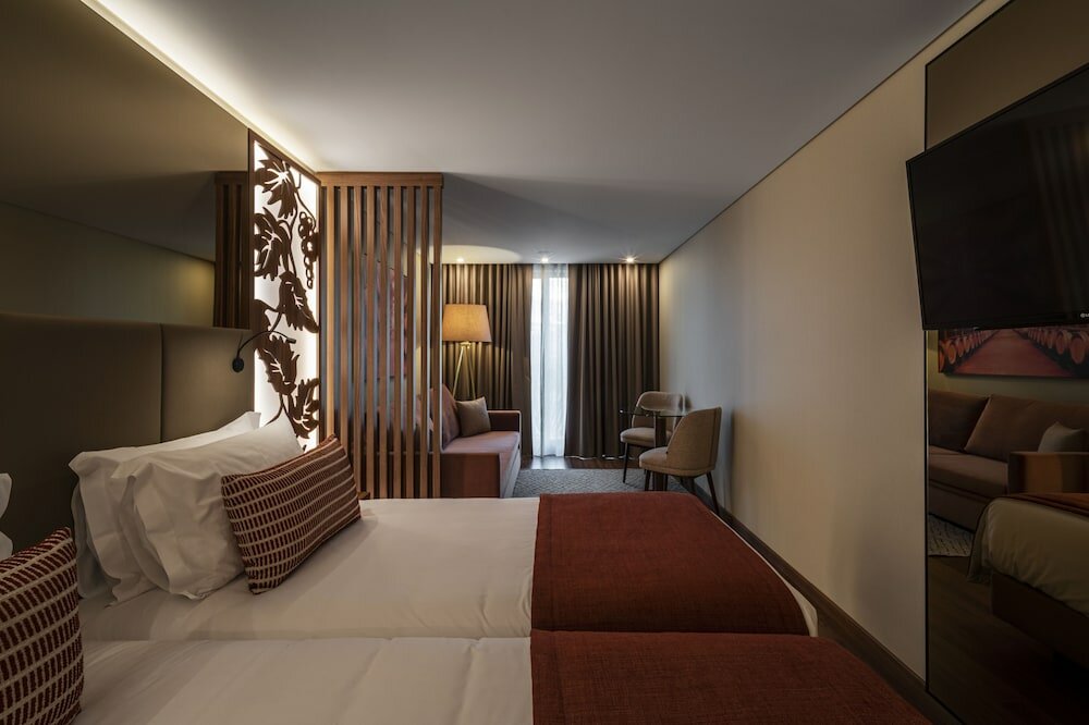 Фото Turim Oporto Hotel