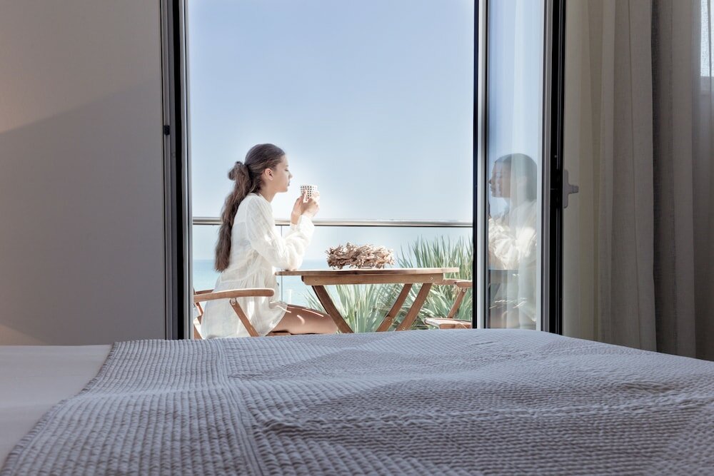 Фото Akrogiali Beach Hotel Apartments