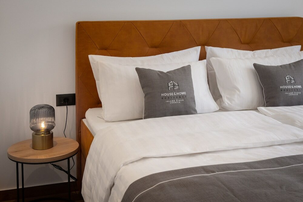 Фото House & Home Slatine