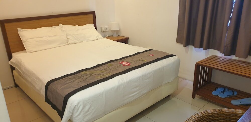 Фото The Century Residence Hotel