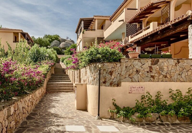 Гостиница Residence a Marinella a 450 mt dal mare
