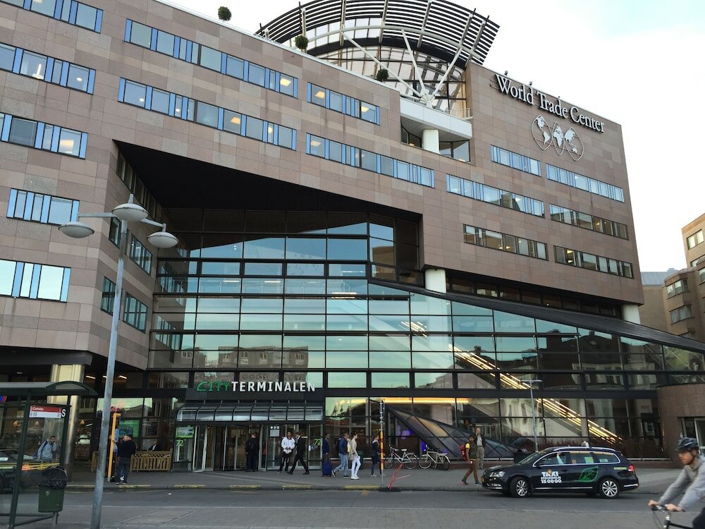 Фото отеля 1