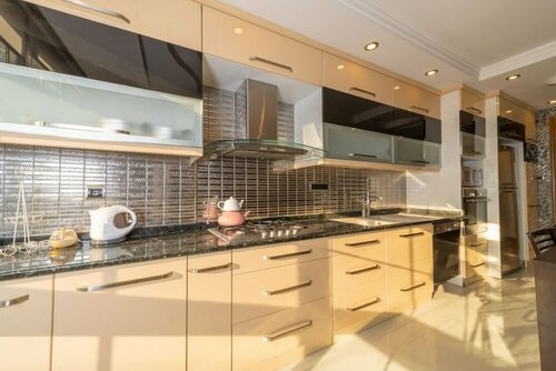 Апартаменты Lovely Flat With Sea View Near Beach in Muratpasa в Муратпаше