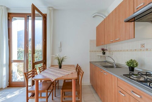 Апартаменты Porto Letizia Verdi 1 в Порлецце