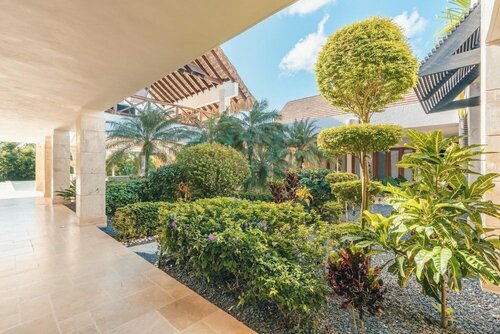 Гостиница Serene Scape Unwind in Style at Our Modern Villa