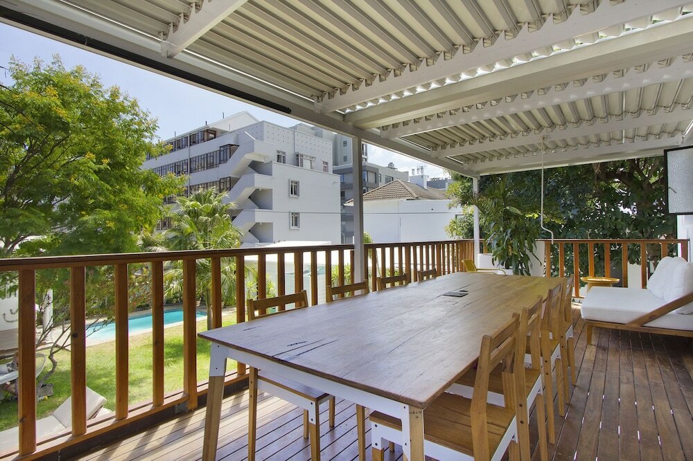 Фото Neighbourgood Hill