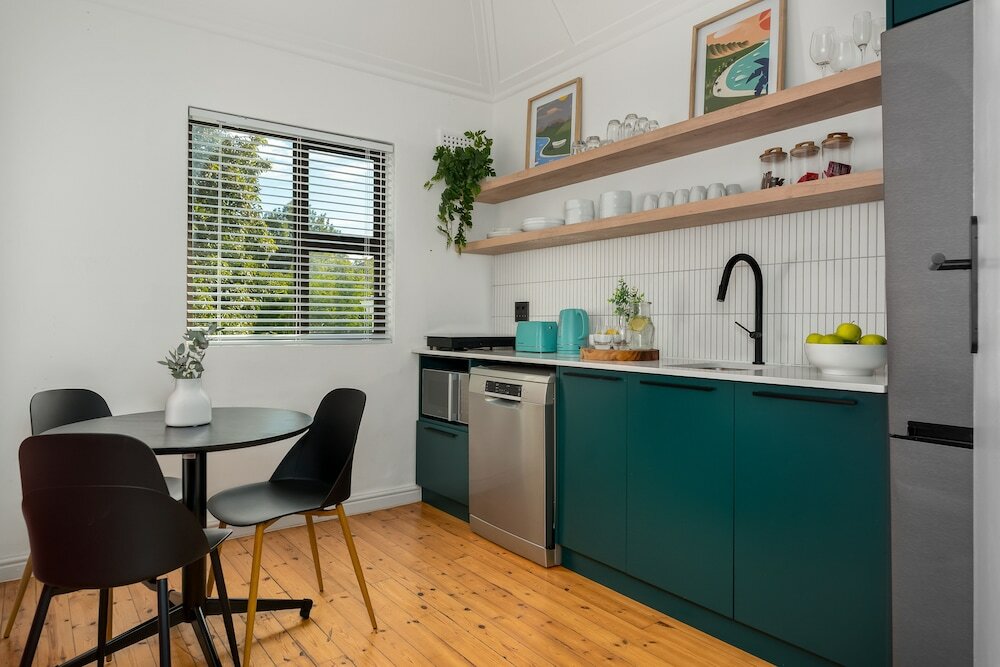 Фото Neighbourgood Hill