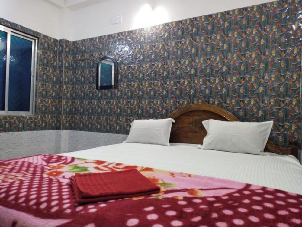 Фото Goroomgo Ray Home Stay Puri