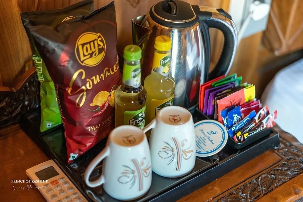 Фото Prince of Kashmir Luxury Houseboat