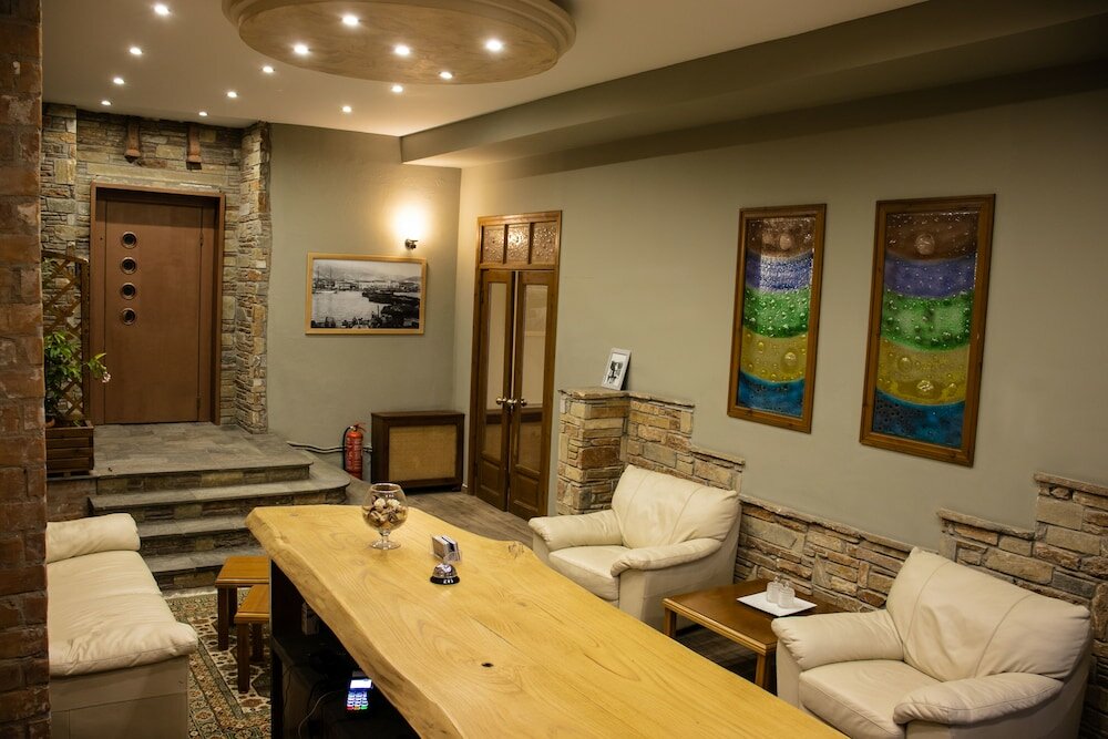 Фото Hotel Defkalion