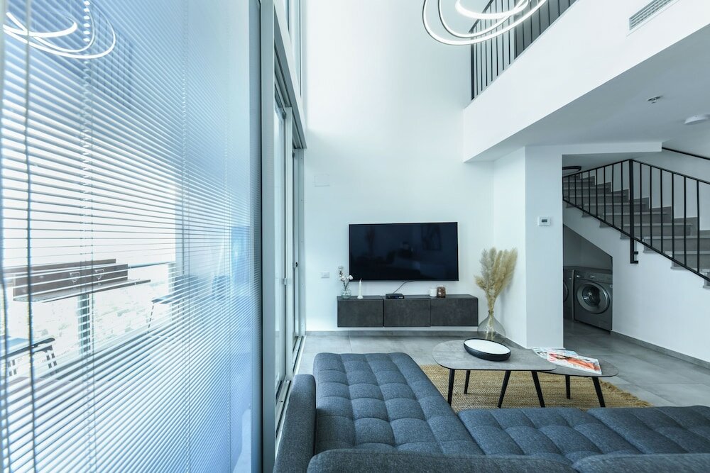 Фото Luxe Apt in Top Tel Aviv Neighborhood