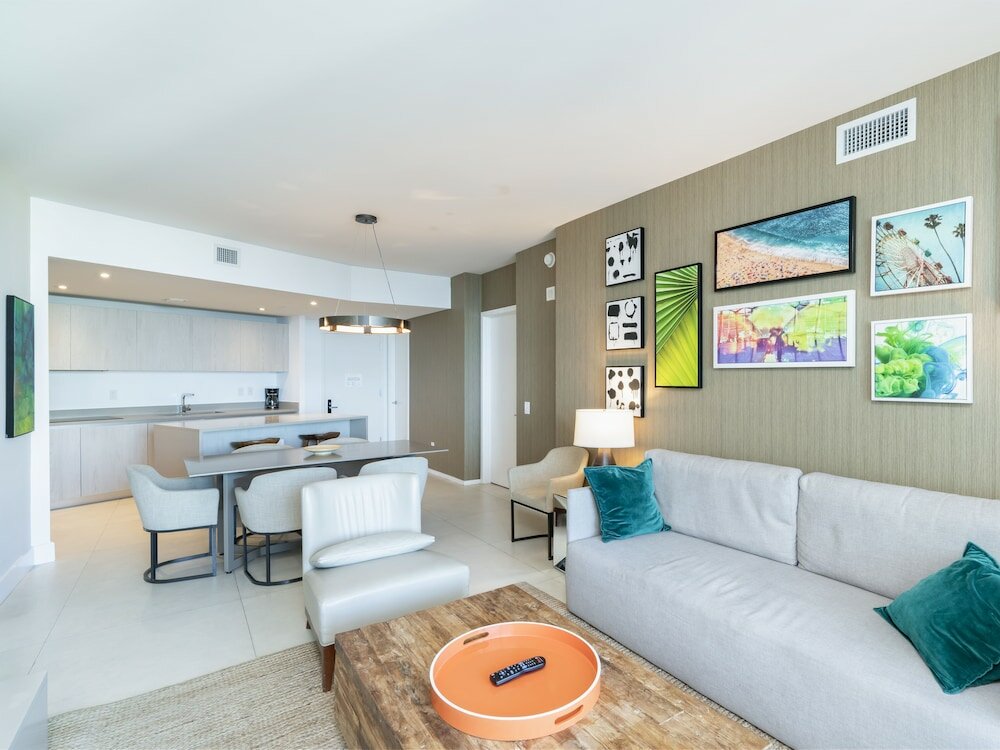 Фото Beachfront Condos at HR by Cielo Stays