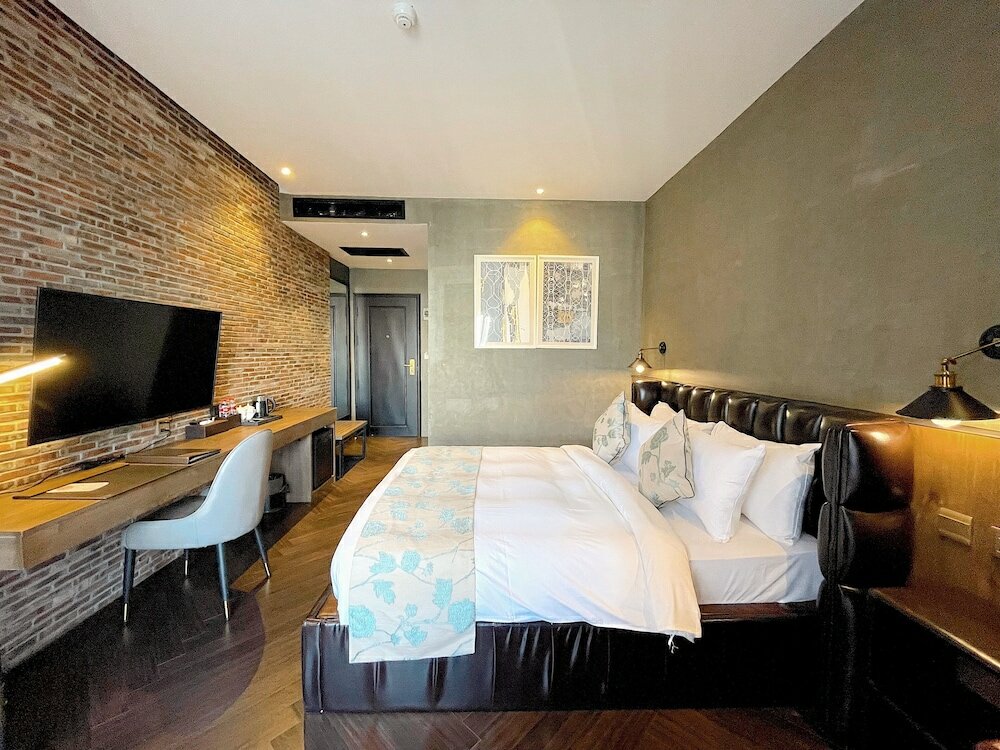 Фото The H Hotel Phnom Penh