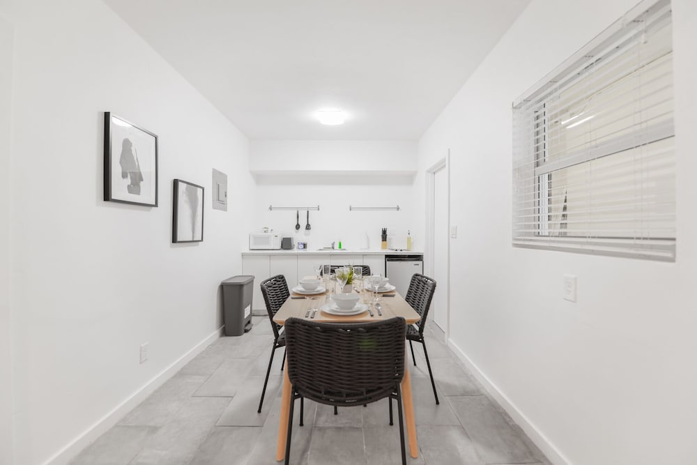 Фото Wonderful and calm studio in Miami