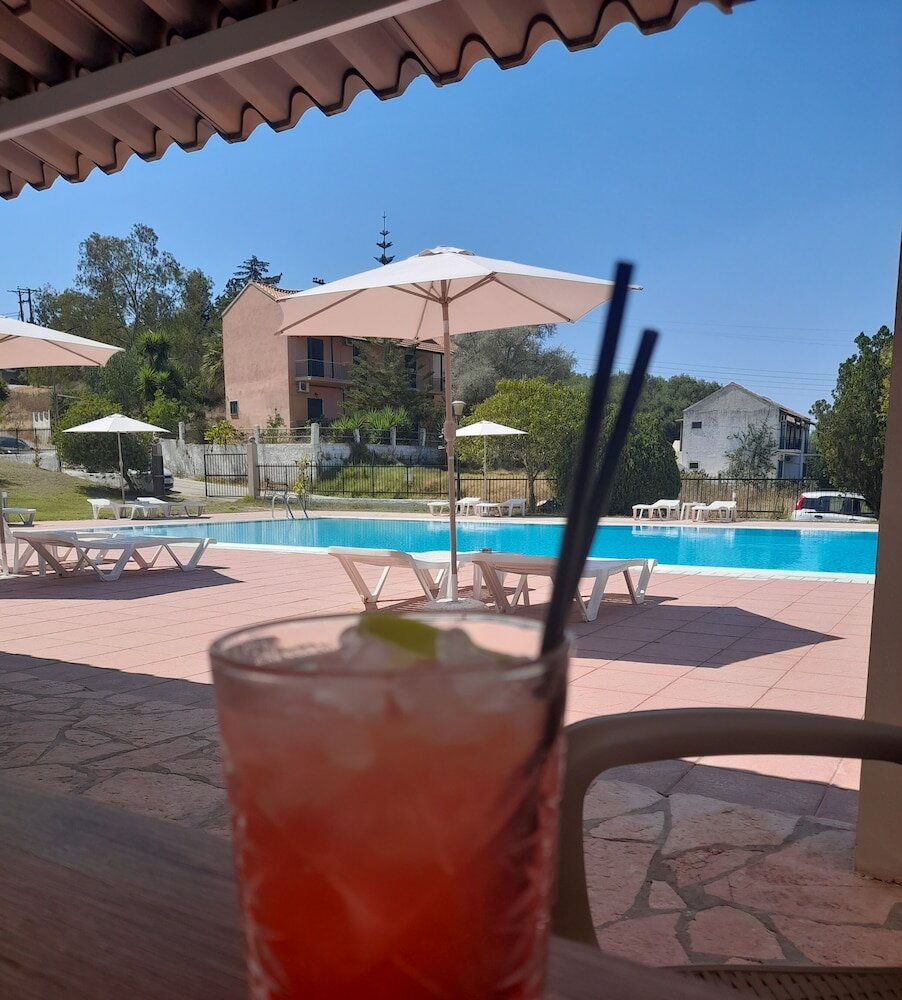 Фото Euphoria Complex 2