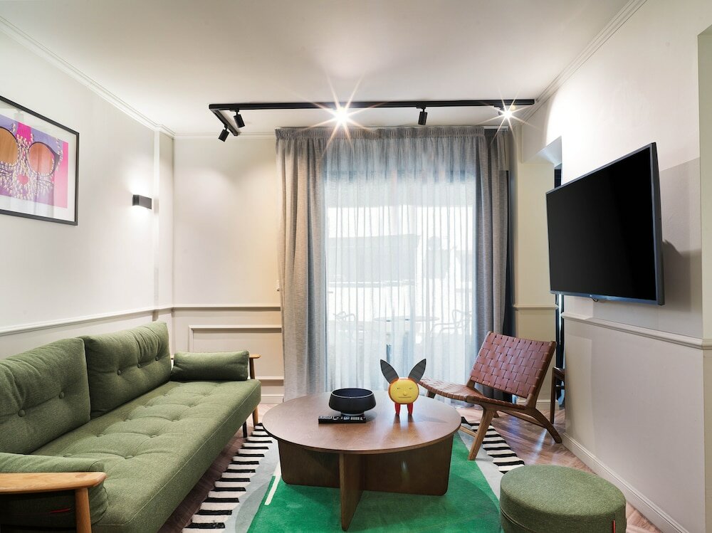 Фото Liv The City Suites