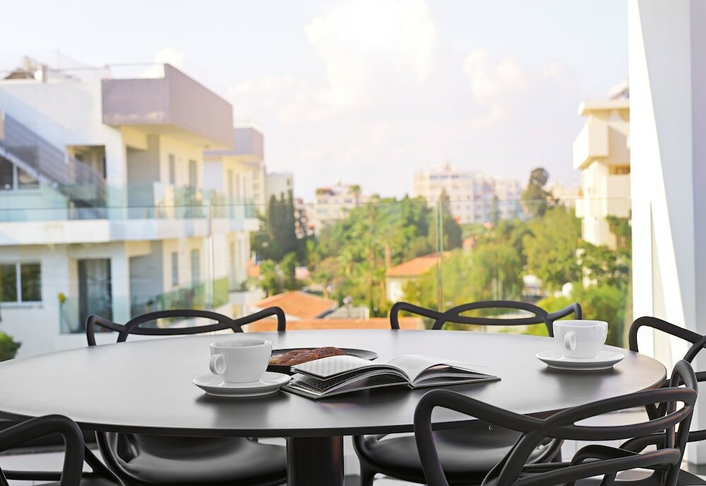 Фото Liv The City Suites