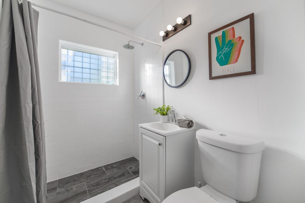 Фото Amazing Zen Studio 15 min from the beach