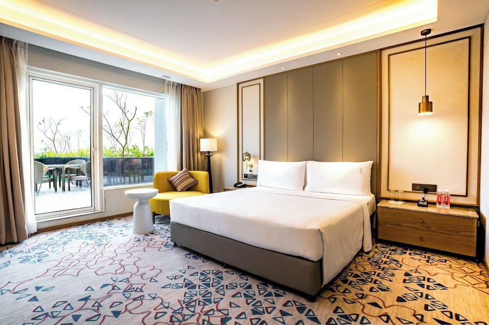 Фото Holiday Inn Lucknow Airport, an Ihg Hotel