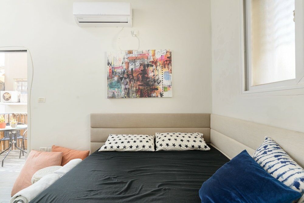 Фото Quiet Studio near Beach & Market